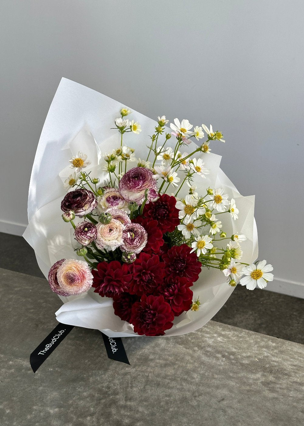 En Masse Buds. The Bud Club - Gold Coast Florist. Same Day Delivery.