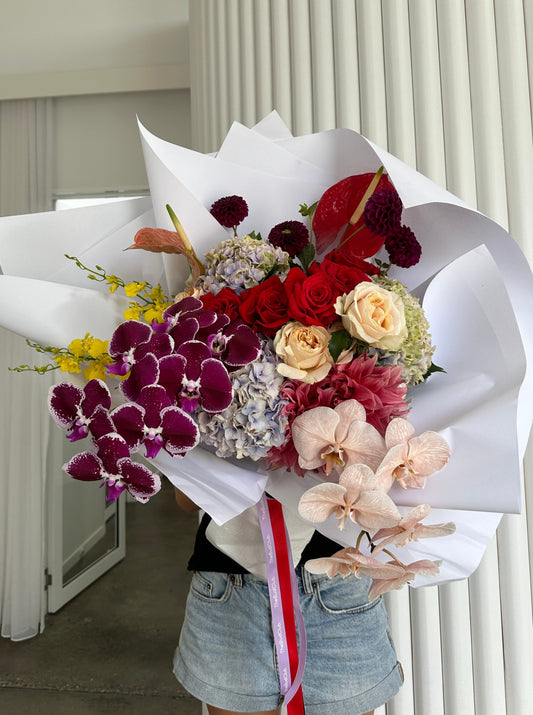 Super-Luxe seaonal buds. The Bud Club - Gold Coast Florist. Same Day Delivery. 